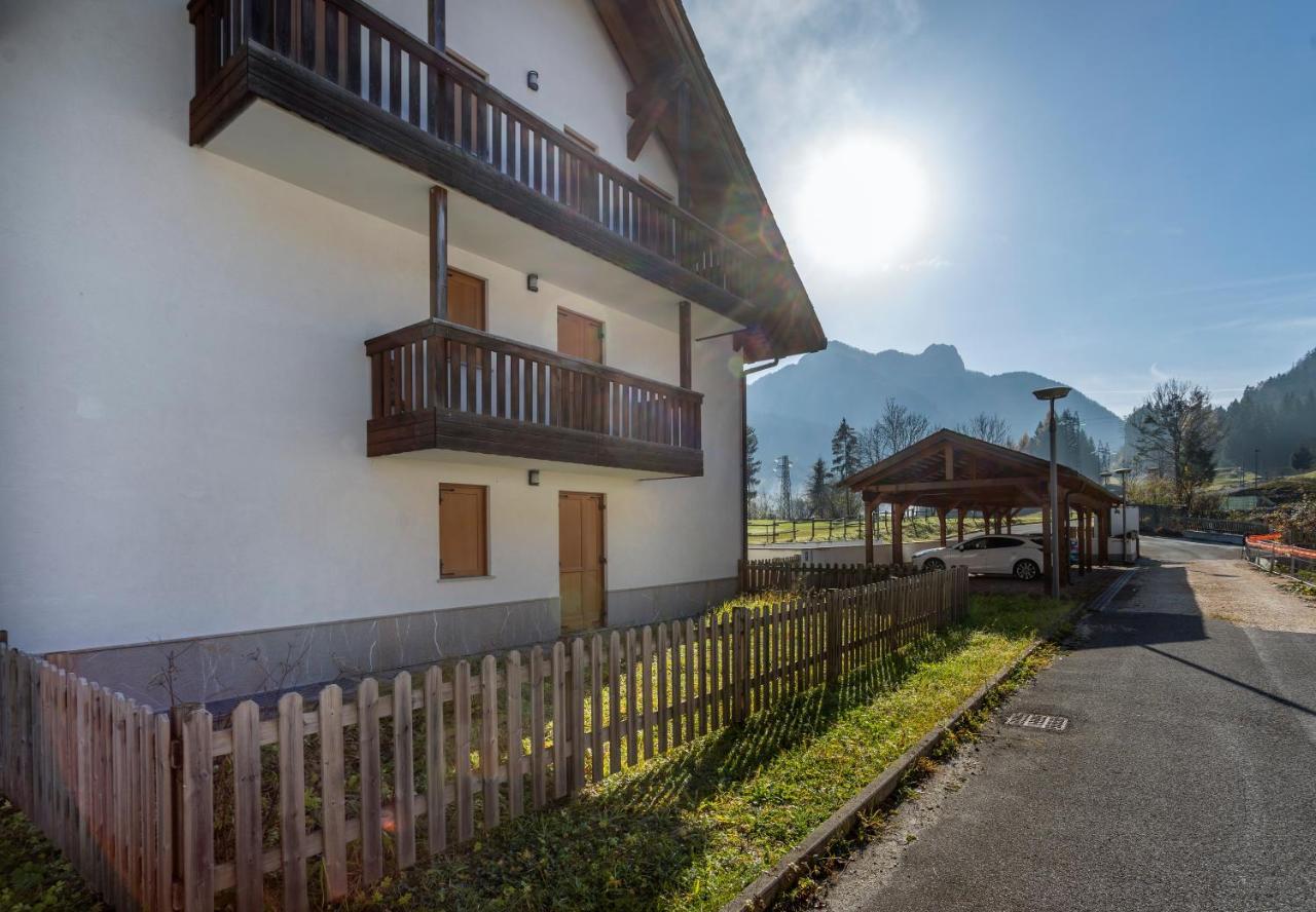 Golf View Apt With Parking And Mountain View! Apartamento Tarvisio Exterior foto