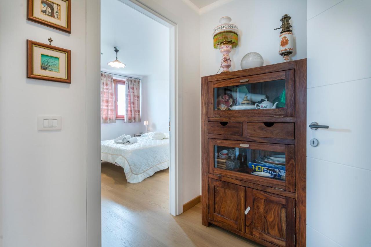 Golf View Apt With Parking And Mountain View! Apartamento Tarvisio Exterior foto